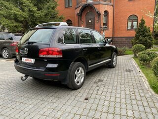 2006 Volkswagen Touareg I, чёрный, 1200000 рублей, вид 5