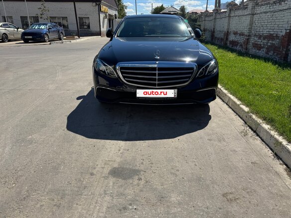 2016 Mercedes-Benz E-Класс 200 V (W213, S213, C238), чёрный, 2800000 рублей