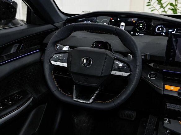 2024 Changan UNI-V I, белый - вид 14