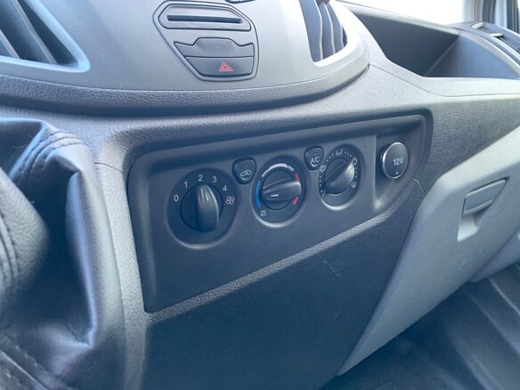 2015 Ford Transit, белый - вид 6
