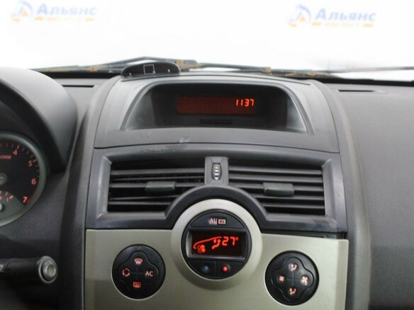2005 Renault Megane II, синий - вид 14