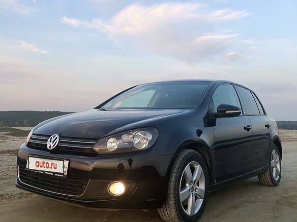 2011 Volkswagen Golf VI, синий