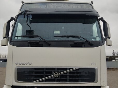 2008 Volvo FH, белый, 3500000 рублей, вид 1