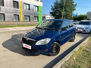 2011 Skoda Fabia II Рестайлинг, синий, 650000 рублей, вид 1