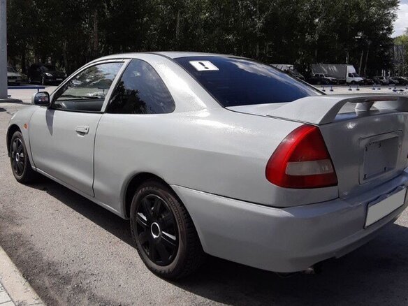 1996 Mitsubishi Mirage V, серый - вид 1
