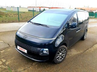 2022 Hyundai Staria I, чёрный, 5500000 рублей, вид 4