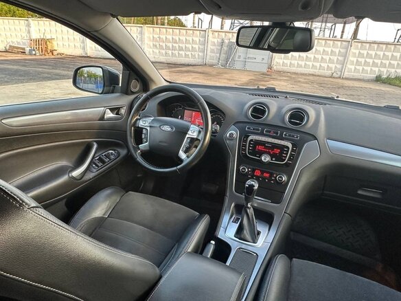 2014 Ford Mondeo IV Рестайлинг, чёрный, 1049000 рублей - вид 8