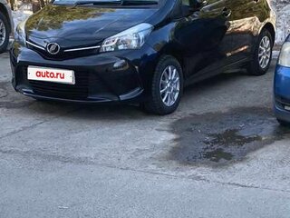 2014 Toyota Vitz III (XP130) Рестайлинг, чёрный, 800000 рублей, вид 1