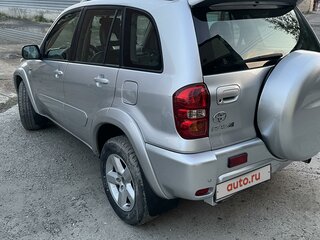 2004 Toyota RAV4 II (XA20) Рестайлинг, серебристый, 1200000 рублей, вид 5