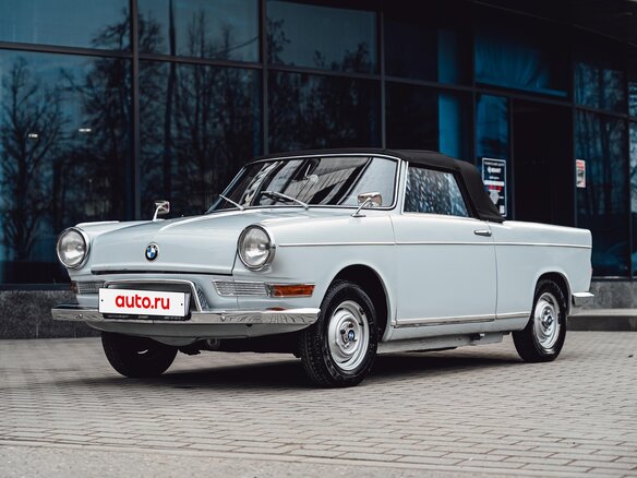 1965 BMW 700, голубой