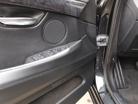 2011 BMW 5 серии 530d xDrive VI (F10/F11/F07), чёрный - вид 17