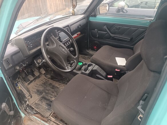 2001 Lada (ВАЗ) 2121 (4x4) I Рестайлинг, серый, 450000 рублей - вид 2