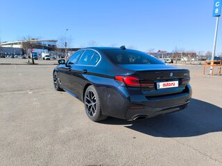 2021 BMW 5 серии 530e VII (G30/G31/G38) Рестайлинг, синий, 5300000 рублей, вид 4