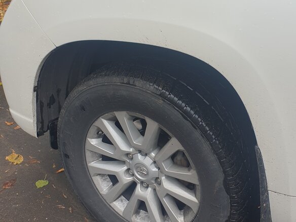 2015 Toyota Land Cruiser Prado 150 Series Рестайлинг 1, белый, 3500000 рублей - вид 17