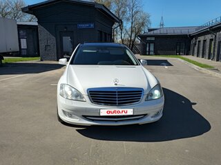 2007 Mercedes-Benz S-Класс 500 V (W221), белый, 999000 рублей, вид 1
