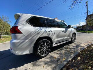 2020 Lexus LX 450d III Рестайлинг 2, белый, 17700000 рублей, вид 3