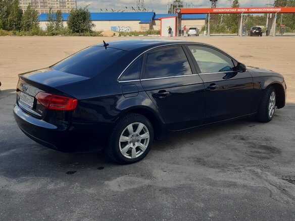 2011 Audi A4 IV (B8), чёрный - вид 8
