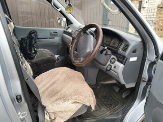 1998 Toyota HiAce H100, серебристый, 850000 рублей, вид 2
