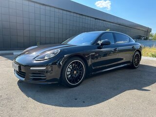 2013 Porsche Panamera 4S Executive I Рестайлинг, чёрный, 3700000 рублей, вид 3
