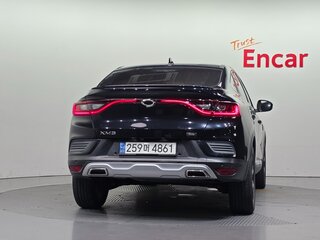 2022 Renault Samsung XM3, чёрный, 1730000 рублей, вид 3