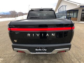 2024 Rivian R1T QM Large, чёрный, 12242104 рублей, вид 4