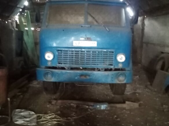 1979 МАЗ 5549, синий, 300000 рублей