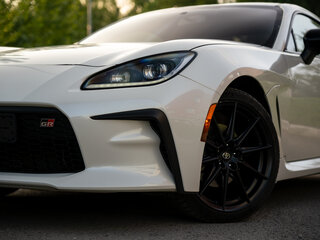 2022 Toyota GR86, белый, 4000000 рублей, вид 4
