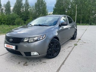 2012 Kia Cerato 6-speed II, серебристый, 950000 рублей, вид 4