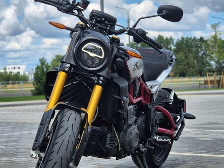 2021 Indian FTR 1200, пурпурный, 1477496 рублей, вид 3
