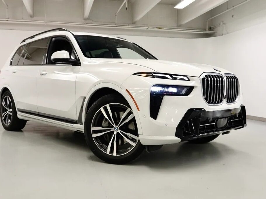 Открыть фотографии: BMW X7 I (G07) Рестайлинг