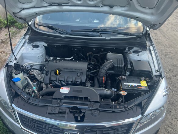 2010 Kia Ceed I Рестайлинг, серебристый, 780000 рублей - вид 17