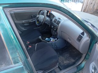 2002 Hyundai Accent ТагАЗ II, зелёный, 200000 рублей, вид 2