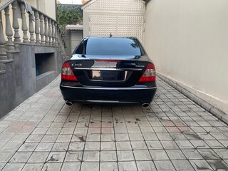 2007 Mercedes-Benz E-Класс 350 III (W211, S211) Рестайлинг, чёрный, 1480000 рублей, вид 3