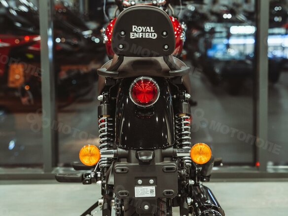 2026 Royal Enfield Meteor, красный, 528000 рублей - вид 14