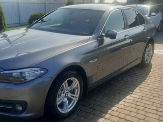 2013 BMW 5 серии 528i xDrive VI (F10/F11/F07) Рестайлинг, серый, 1880000 рублей, вид 1