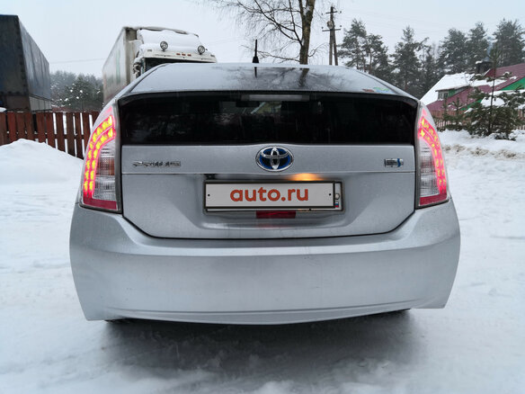 2012 Toyota Prius III Рестайлинг (XW30), серый - вид 5