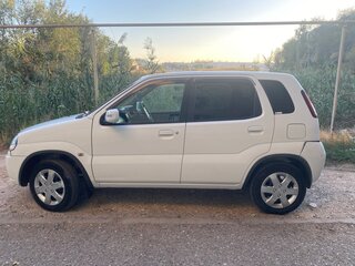 2004 Suzuki Swift I (Japan), белый, 475000 рублей, вид 3