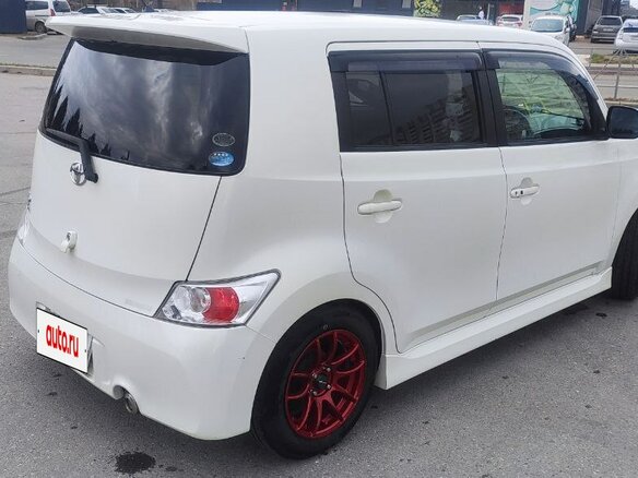 2009 Toyota bB II Рестайлинг, белый, 850000 рублей - вид 3