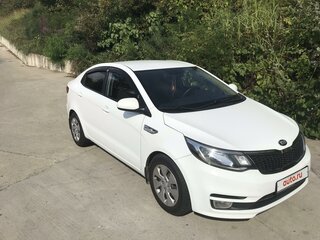 2017 Kia Rio III Рестайлинг, белый, 1100000 рублей, вид 2