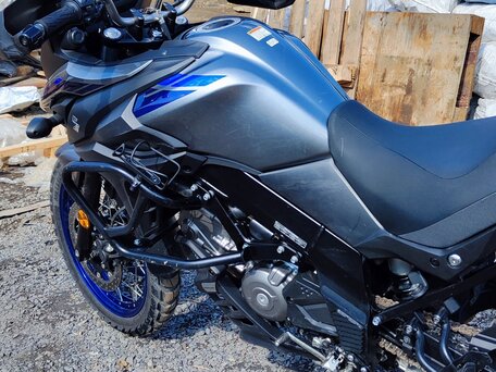 2021 Suzuki V-Strom DL 650, серебристый, 950000 рублей, вид 3