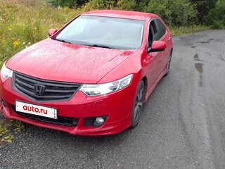 2008 Honda Accord VIII, красный, 1050000 рублей, вид 1