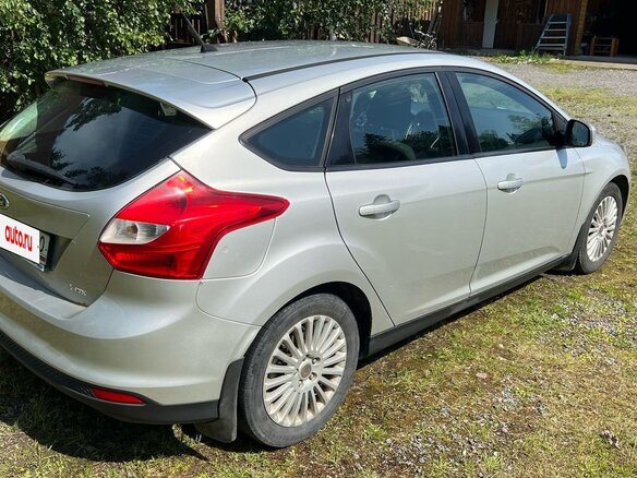 2011 Ford Focus III, серебристый, 750000 рублей - вид 2