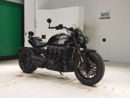 2021 Triumph Rocket 3, чёрный, 2100000 рублей, вид 2