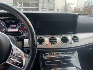 2018 Mercedes-Benz E-Класс 200 V (W213, S213, C238), чёрный, 1700000 рублей, вид 5