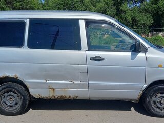1997 Toyota Town Ace Noah III, серый, 330000 рублей, вид 2