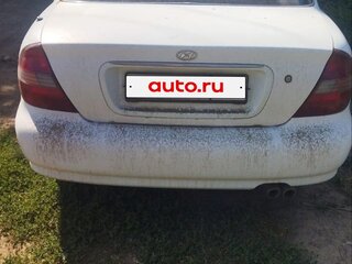1996 Hyundai Sonata III Рестайлинг, белый, 230000 рублей, вид 2