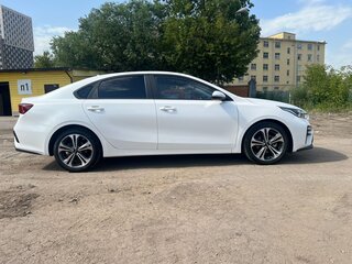 2020 Kia K3 II, белый, 1995000 рублей, вид 4