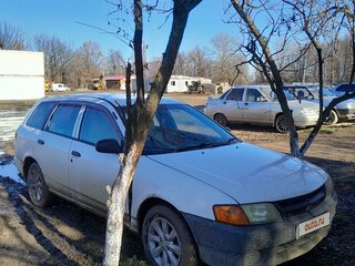 2003 Mazda Familia Y11, белый, 210000 рублей, вид 1
