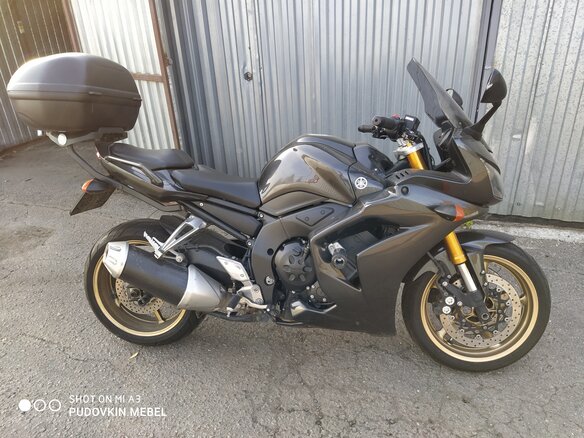 2007 Yamaha FZ1, серый, 750000 рублей