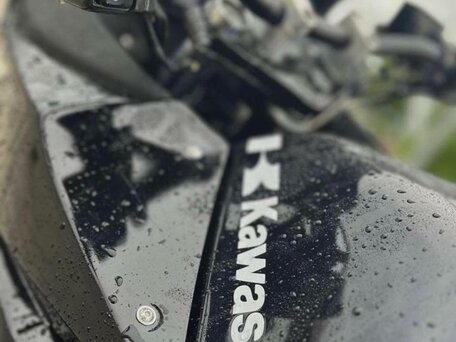 2011 Kawasaki Ninja 250R, чёрный, 330000 рублей, вид 5